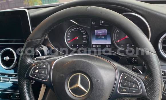 Buy Used Mercedes-Benz C-Classe White Car in Dar es Salaam in Dar es Salaam Buy Used Mercedes-Benz C-Classe White Car in Dar es Salaam in Dar es Salaam