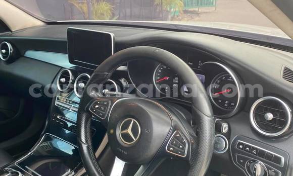 Buy Used Mercedes-Benz C-Classe White Car in Dar es Salaam in Dar es Salaam Buy Used Mercedes-Benz C-Classe White Car in Dar es Salaam in Dar es Salaam