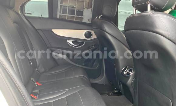 Buy Used Mercedes-Benz C-Classe White Car in Dar es Salaam in Dar es Salaam Buy Used Mercedes-Benz C-Classe White Car in Dar es Salaam in Dar es Salaam