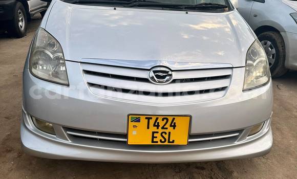 Nunua Ilio tumika Toyota Spacio Fedha Gari ndani ya Dar es Salaam nchini Dar es Salaam