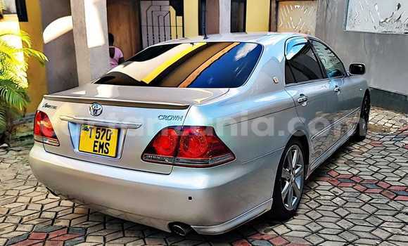Buy Used Toyota Crown Silver Car in Dar es Salaam in Dar es Salaam Buy Used Toyota Crown Silver Car in Dar es Salaam in Dar es Salaam