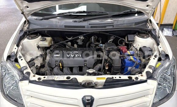 Buy Import Toyota IST White Car in Dar es Salaam in Dar es Salaam Buy Import Toyota IST White Car in Dar es Salaam in Dar es Salaam