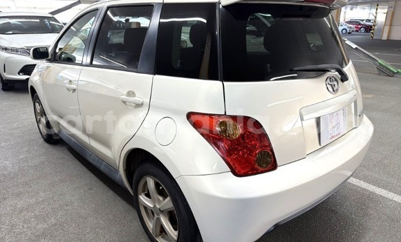 Buy Import Toyota IST White Car in Dar es Salaam in Dar es Salaam Buy Import Toyota IST White Car in Dar es Salaam in Dar es Salaam