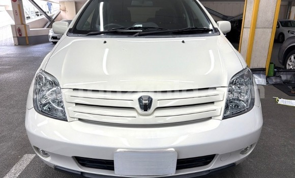 Buy Import Toyota IST White Car in Dar es Salaam in Dar es Salaam Buy Import Toyota IST White Car in Dar es Salaam in Dar es Salaam