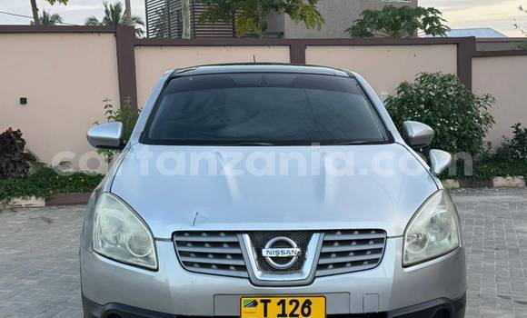 Buy Used Nissan Dualis Silver Car in Dar es Salaam in Dar es Salaam