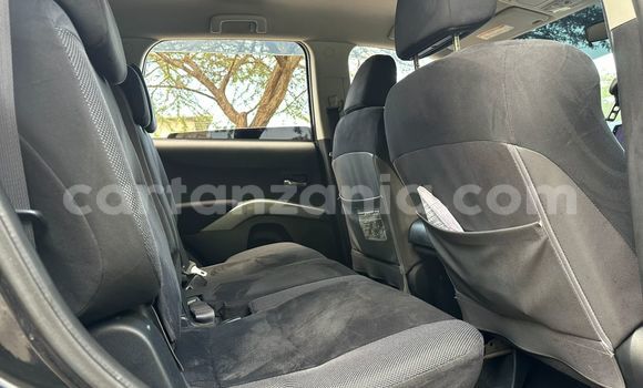 Buy Used Mitsubishi Outlander Black Car in Dar es Salaam in Dar es Salaam Buy Used Mitsubishi Outlander Black Car in Dar es Salaam in Dar es Salaam