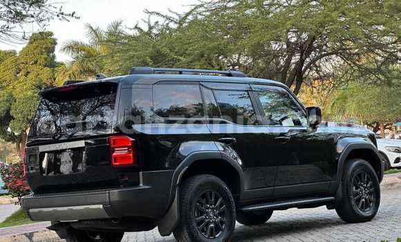 Nunua Imported Toyota Land Cruiser Prado Nyeusi Gari ndani ya Dar es Salaam nchini Dar es Salaam Nunua Imported Toyota Land Cruiser Prado Nyeusi Gari ndani ya Dar es Salaam nchini Dar es Salaam