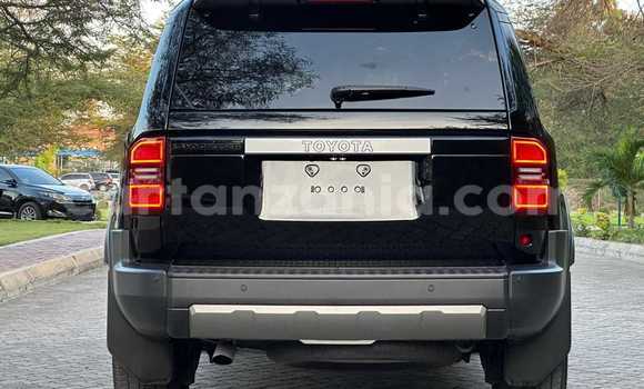 Nunua Imported Toyota Land Cruiser Prado Nyeusi Gari ndani ya Dar es Salaam nchini Dar es Salaam Nunua Imported Toyota Land Cruiser Prado Nyeusi Gari ndani ya Dar es Salaam nchini Dar es Salaam