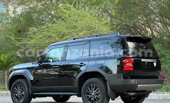 Nunua Imported Toyota Land Cruiser Prado Nyeusi Gari ndani ya Dar es Salaam nchini Dar es Salaam Nunua Imported Toyota Land Cruiser Prado Nyeusi Gari ndani ya Dar es Salaam nchini Dar es Salaam