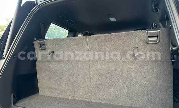 Nunua Imported Toyota Land Cruiser Prado Nyeusi Gari ndani ya Dar es Salaam nchini Dar es Salaam Nunua Imported Toyota Land Cruiser Prado Nyeusi Gari ndani ya Dar es Salaam nchini Dar es Salaam