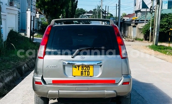 Nunua Ilio tumika Nissan X–Trail Fedha Gari ndani ya Makambako nchini Njombe Nunua Ilio tumika Nissan X–Trail Fedha Gari ndani ya Makambako nchini Njombe