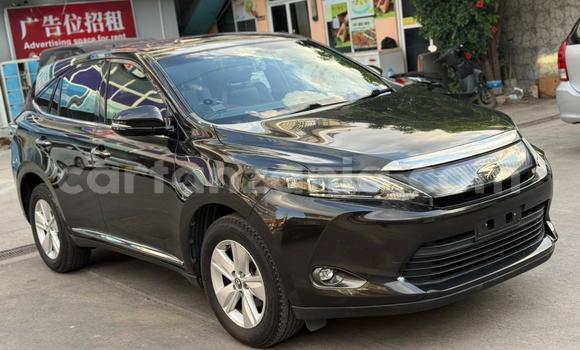 Nunua Imported Toyota Harrier Nyeusi Gari ndani ya Dar es Salaam nchini Dar es Salaam