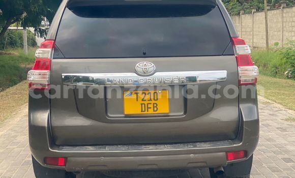 Nunua Ilio tumika Toyota Land Cruiser Prado Nyingine Gari ndani ya Dar es Salaam nchini Dar es Salaam Nunua Ilio tumika Toyota Land Cruiser Prado Nyingine Gari ndani ya Dar es Salaam nchini Dar es Salaam