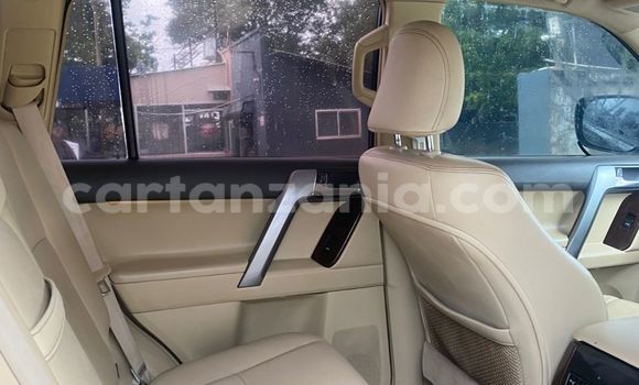 Nunua Ilio tumika Toyota Land Cruiser Prado Nyingine Gari ndani ya Dar es Salaam nchini Dar es Salaam Nunua Ilio tumika Toyota Land Cruiser Prado Nyingine Gari ndani ya Dar es Salaam nchini Dar es Salaam