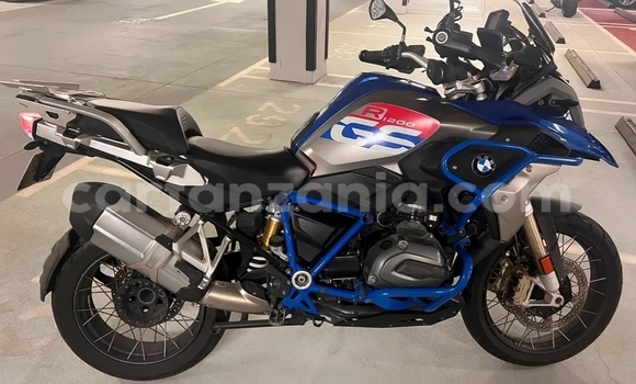 Buy Used BMW R1200GS Adventure Blue Bike in Arusha in Arusha