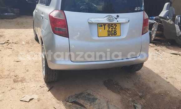 Buy Used Toyota Ractis Silver Car in Dar es Salaam in Dar es Salaam
