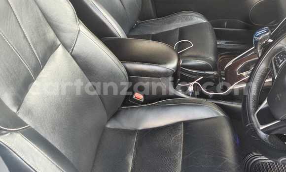 Buy Used Toyota Harrier White Car in Dar es Salaam in Dar es Salaam Buy Used Toyota Harrier White Car in Dar es Salaam in Dar es Salaam