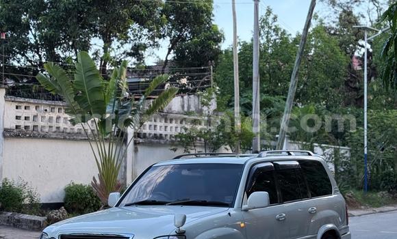 Buy Used Toyota Land Cruiser White Car in Dar es Salaam in Dar es Salaam Buy Used Toyota Land Cruiser White Car in Dar es Salaam in Dar es Salaam