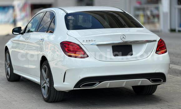Buy Used Mercedes-Benz C-Classe White Car in Dar es Salaam in Dar es Salaam Buy Used Mercedes-Benz C-Classe White Car in Dar es Salaam in Dar es Salaam