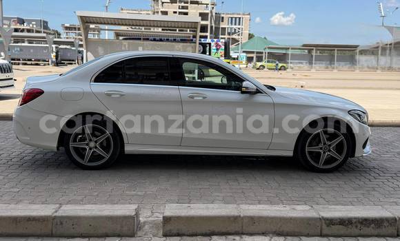 Buy Used Mercedes-Benz C-Classe White Car in Dar es Salaam in Dar es Salaam Buy Used Mercedes-Benz C-Classe White Car in Dar es Salaam in Dar es Salaam
