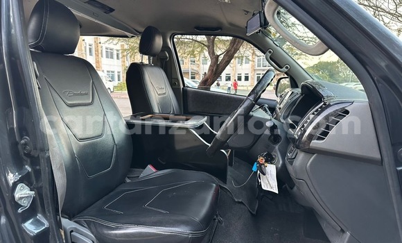 Buy Import Toyota Hiace Black Car in Dar es Salaam in Dar es Salaam Buy Import Toyota Hiace Black Car in Dar es Salaam in Dar es Salaam