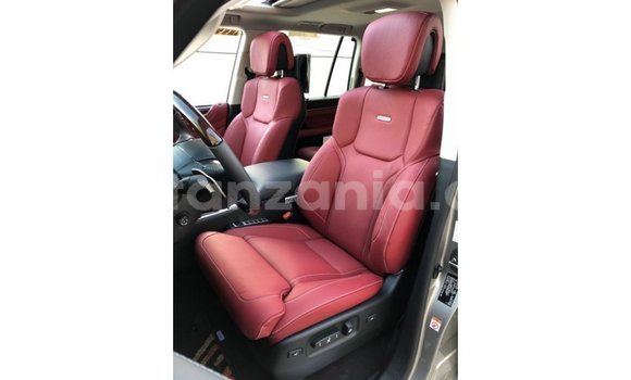 Nunua Imported Lexus LX Nyingine Gari ndani ya Import - Dubai nchini Arusha Nunua Imported Lexus LX Nyingine Gari ndani ya Import - Dubai nchini Arusha