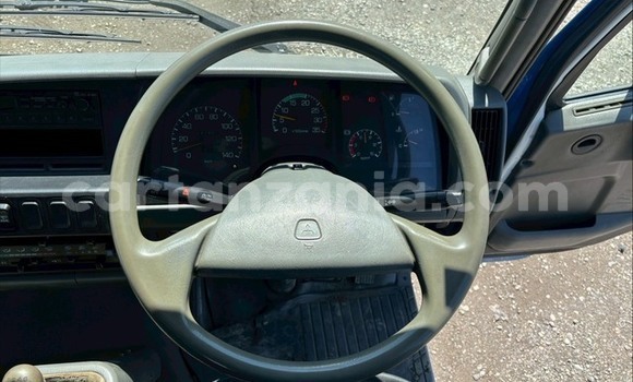 Buy Import Mitsubishi Fuso Fighter Blue Truck in Dar es Salaam in Dar es Salaam Buy Import Mitsubishi Fuso Fighter Blue Truck in Dar es Salaam in Dar es Salaam