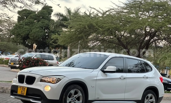 Buy Used BMW X1 White Car in Dar es Salaam in Dar es Salaam Buy Used BMW X1 White Car in Dar es Salaam in Dar es Salaam