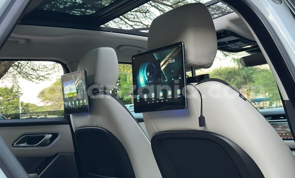 Buy Import Land Rover Range Rover Velar White Car in Dar es Salaam in Dar es Salaam Buy Import Land Rover Range Rover Velar White Car in Dar es Salaam in Dar es Salaam