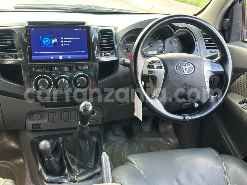 Big with watermark toyota hilux dar es salaam dar es salaam 33889