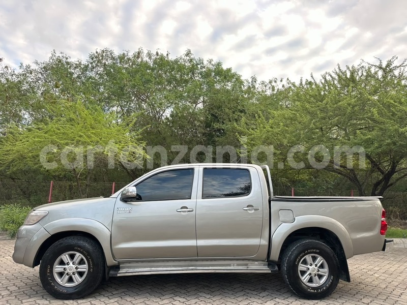 Big with watermark toyota hilux dar es salaam dar es salaam 33889
