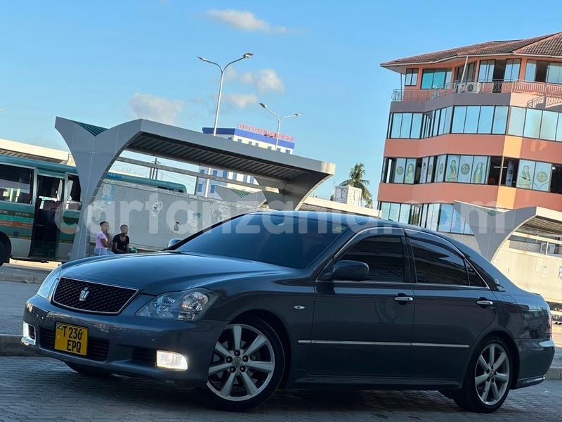 Big with watermark toyota crown dar es salaam dar es salaam 33893