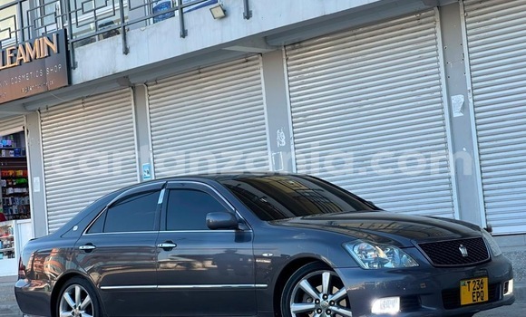 Buy Used Toyota Crown Other Car in Dar es Salaam in Dar es Salaam Buy Used Toyota Crown Other Car in Dar es Salaam in Dar es Salaam