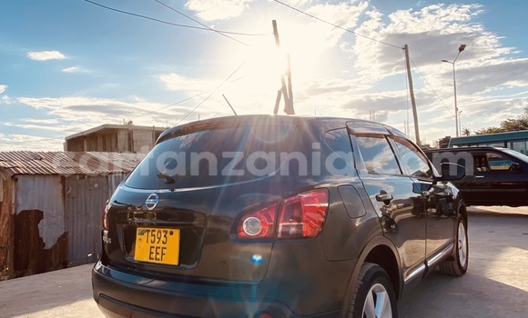 Nunua Ilio tumika Nissan Dualis Nyeusi Gari ndani ya Dar es Salaam nchini Dar es Salaam Nunua Ilio tumika Nissan Dualis Nyeusi Gari ndani ya Dar es Salaam nchini Dar es Salaam
