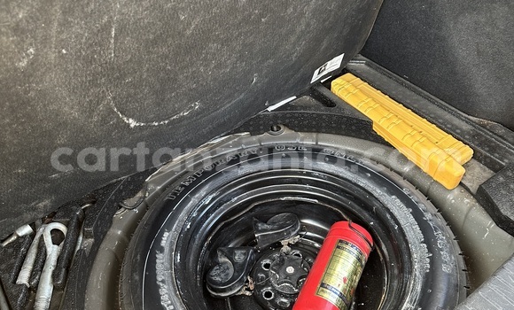 Nunua Ilio tumika Nissan Dualis Nyeusi Gari ndani ya Dar es Salaam nchini Dar es Salaam Nunua Ilio tumika Nissan Dualis Nyeusi Gari ndani ya Dar es Salaam nchini Dar es Salaam