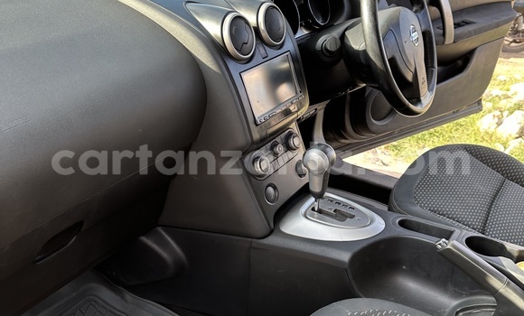 Nunua Ilio tumika Nissan Dualis Nyeusi Gari ndani ya Dar es Salaam nchini Dar es Salaam Nunua Ilio tumika Nissan Dualis Nyeusi Gari ndani ya Dar es Salaam nchini Dar es Salaam