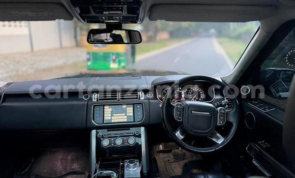 Buy Used Land Rover Range Rover Vogue White Car in Dar es Salaam in Dar es Salaam Buy Used Land Rover Range Rover Vogue White Car in Dar es Salaam in Dar es Salaam
