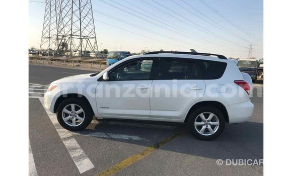 Buy Import Toyota Ade White Truck in Import - Dubai in Arusha Buy Import Toyota Ade White Truck in Import - Dubai in Arusha