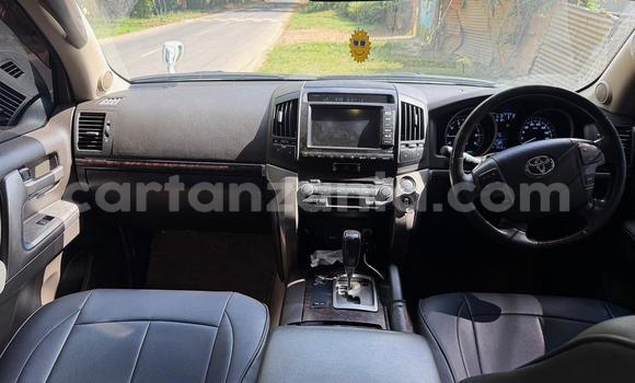 Buy Used Toyota Land Cruiser White Car in Dar es Salaam in Dar es Salaam Buy Used Toyota Land Cruiser White Car in Dar es Salaam in Dar es Salaam