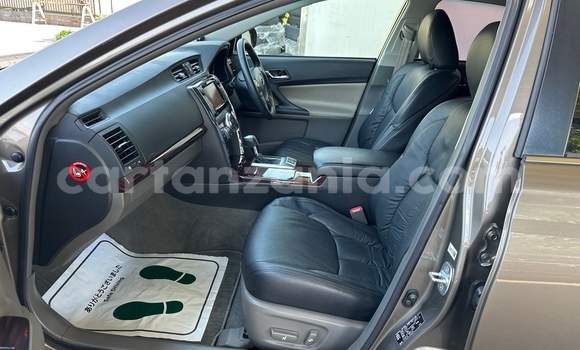 Nunua Mpya Toyota Mark X Fedha Gari ndani ya Dar es Salaam nchini Dar es Salaam Nunua Mpya Toyota Mark X Fedha Gari ndani ya Dar es Salaam nchini Dar es Salaam