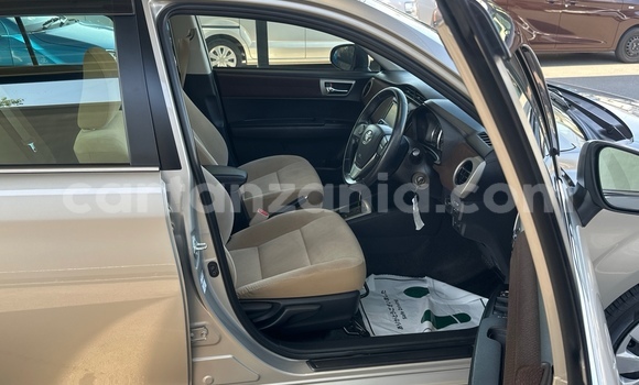 Nunua Mpya Toyota Corolla Fedha Gari ndani ya Dar es Salaam nchini Dar es Salaam Nunua Mpya Toyota Corolla Fedha Gari ndani ya Dar es Salaam nchini Dar es Salaam