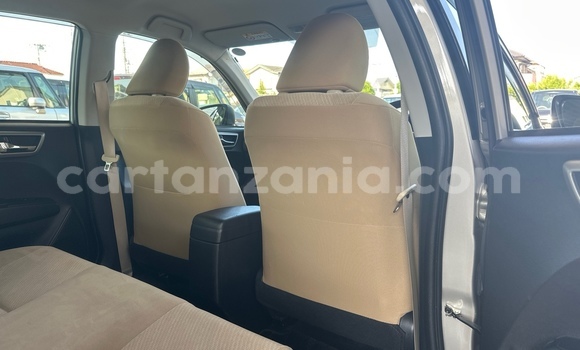 Nunua Mpya Toyota Corolla Fedha Gari ndani ya Dar es Salaam nchini Dar es Salaam Nunua Mpya Toyota Corolla Fedha Gari ndani ya Dar es Salaam nchini Dar es Salaam