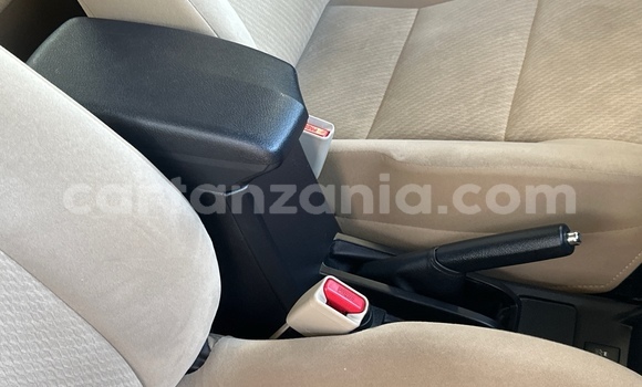 Nunua Mpya Toyota Corolla Fedha Gari ndani ya Dar es Salaam nchini Dar es Salaam Nunua Mpya Toyota Corolla Fedha Gari ndani ya Dar es Salaam nchini Dar es Salaam