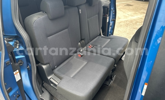 Nunua Mpya Toyota Sienta Bluu Gari ndani ya Dar es Salaam nchini Dar es Salaam Nunua Mpya Toyota Sienta Bluu Gari ndani ya Dar es Salaam nchini Dar es Salaam