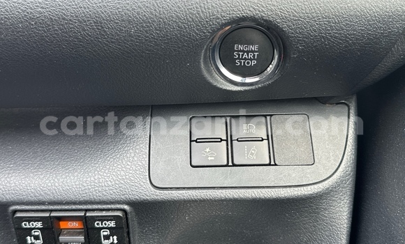 Nunua Mpya Toyota Sienta Bluu Gari ndani ya Dar es Salaam nchini Dar es Salaam Nunua Mpya Toyota Sienta Bluu Gari ndani ya Dar es Salaam nchini Dar es Salaam
