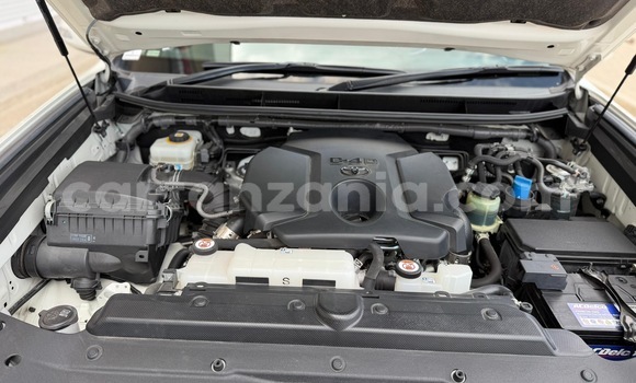 Buy Import Toyota Land Cruiser Prado White Car in Dar es Salaam in Dar es Salaam Buy Import Toyota Land Cruiser Prado White Car in Dar es Salaam in Dar es Salaam