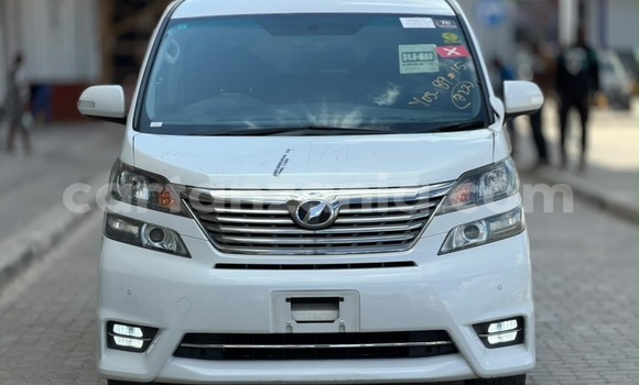 Nunua Ilio tumika Toyota Vellfire Nyeupe Gari ndani ya Dar es Salaam nchini Dar es Salaam Nunua Ilio tumika Toyota Vellfire Nyeupe Gari ndani ya Dar es Salaam nchini Dar es Salaam