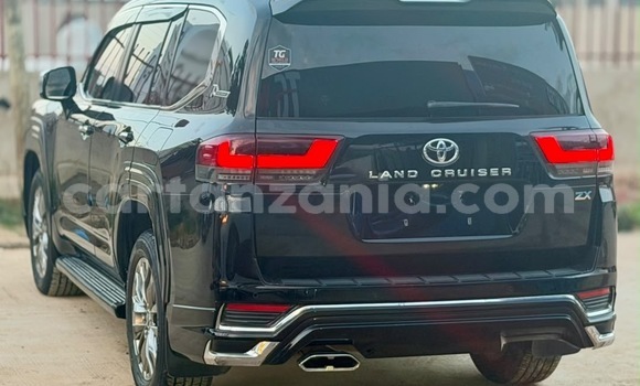 Buy Used Toyota Land Cruiser Black Car in Dar es Salaam in Dar es Salaam Buy Used Toyota Land Cruiser Black Car in Dar es Salaam in Dar es Salaam