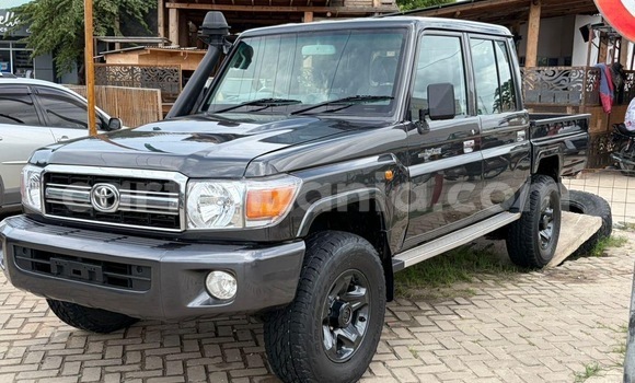 Buy Import Toyota Land Cruiser Other Car in Dar es Salaam in Dar es Salaam Buy Import Toyota Land Cruiser Other Car in Dar es Salaam in Dar es Salaam