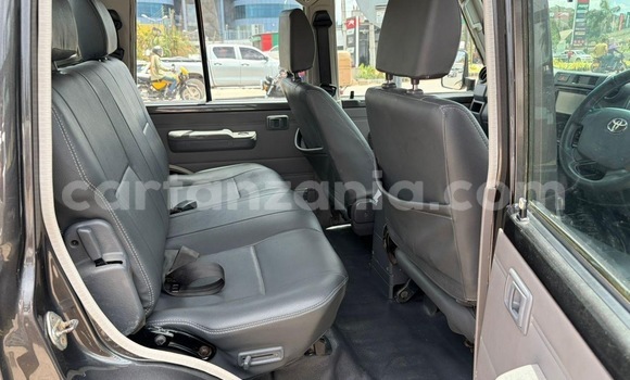 Buy Import Toyota Land Cruiser Other Car in Dar es Salaam in Dar es Salaam Buy Import Toyota Land Cruiser Other Car in Dar es Salaam in Dar es Salaam